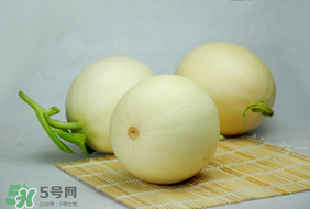 香瓜和菠蘿能一起吃嗎？香瓜和菠蘿可以吃嗎？