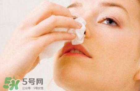 鹽水洗鼻能治好鼻炎嗎？鹽水洗鼻的正確方法