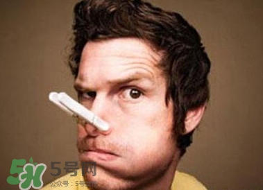 鹽水洗鼻有用嗎？鹽水洗鼻一天幾次？
