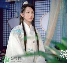 經(jīng)典《梁?！穼⒎?祝英臺(tái)居然是個(gè)男的！