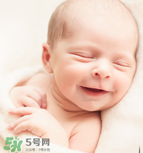 嬰兒蚊香液對(duì)寶寶有害嗎？嬰兒蚊香液能不能給寶寶用