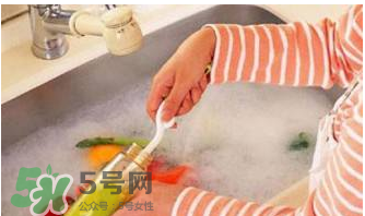 奶瓶清潔劑安全嗎？長(zhǎng)期用奶瓶清潔劑有副作用嗎？