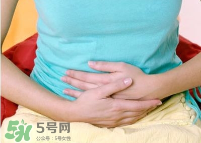 月經(jīng)少而黑什么原因？月經(jīng)少而黑怎么調(diào)理