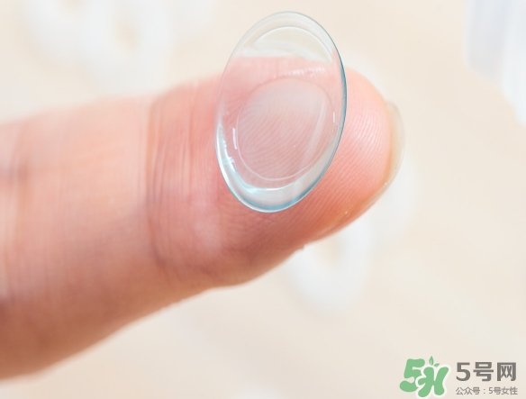 獅王隱形眼鏡輔助液怎么用？獅王隱形眼鏡輔助液使用方法