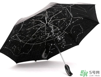 防紫外線傘可以淋雨嗎？防紫外傘雨天可以打嗎？