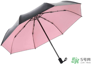 防紫外線傘可以淋雨嗎？防紫外傘雨天可以打嗎？