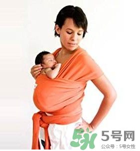 背巾適合多大的寶寶？背巾寶寶多大可以用？