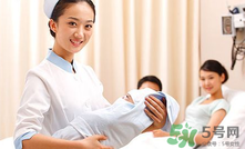 夏天坐月子可以天天洗澡嗎？夏季坐月子能洗澡嗎？