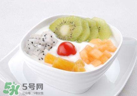 蓮霧能和酸奶一起吃嗎？酸奶可以和蓮霧一起吃嗎？
