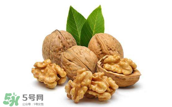 核桃仁怎么保存？核桃仁生吃好還是熟吃好？