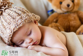 夏天寶寶可以穿開襠褲嗎？寶寶穿開襠褲有什么危害嗎？