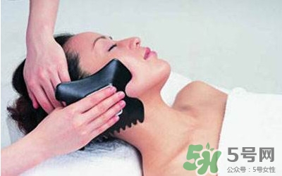 女人刮痧好還是拔罐好？刮痧和拔罐的區(qū)別