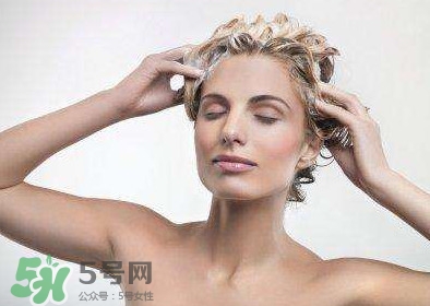 老人誤喝洗發(fā)乳 洗發(fā)乳是洗發(fā)水還是護發(fā)素？