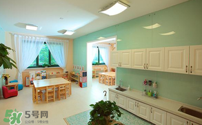 米雅上的幼兒園是哪一家？卡爾安娜國際兒童會館怎么樣？