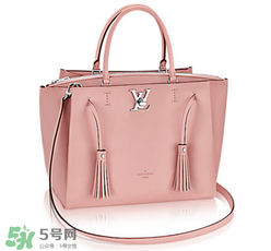 lv lockmeto流蘇手提包正品多少錢？lv新款流蘇包專柜價格