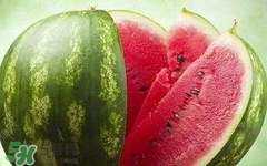桃子和西瓜一起吃會(huì)中毒嗎？桃子和西瓜能一起吃嗎？
