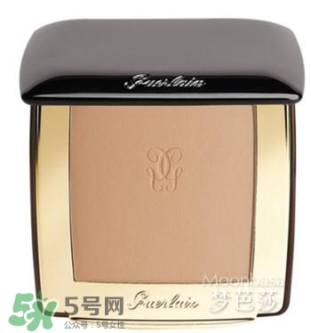 嬌蘭和迪奧粉餅?zāi)膫€(gè)好？嬌蘭和dior迪奧粉餅對(duì)比