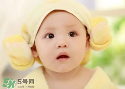 寶寶中暑的癥狀是什么？寶寶夏天如何判斷是否中暑？