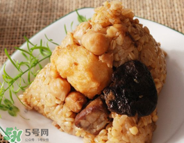 花生粽子怎么做好吃？花生粽子怎么包？