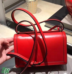 loewe三角包怎么看真假？羅意威巴塞羅那三角包真假辨別