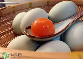 咸鴨蛋太咸了怎么辦？咸鴨蛋太咸如何變淡？