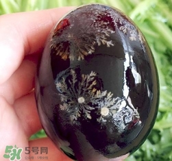 松花蛋是什么蛋？松花蛋是雞蛋還是鴨蛋？