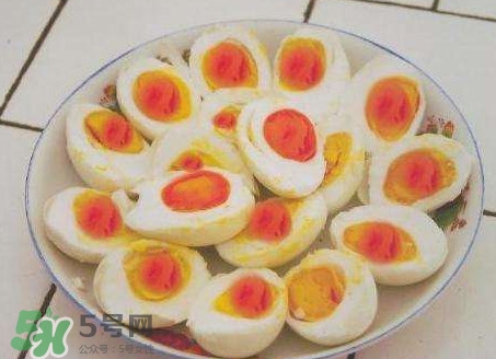 咸鴨蛋為什么會臭？咸鴨蛋為什么會苦