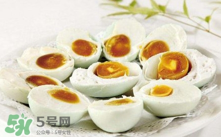 咸鴨蛋為什么要用酒？咸鴨蛋為什么不能多吃