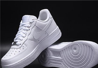 nike空軍一號(hào)怎么辨別真假？耐克空軍一號(hào)板鞋真假對(duì)比