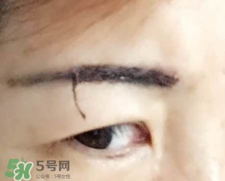 眉膠和眉粉哪個(gè)好用？眉膠和沒(méi)分的區(qū)別