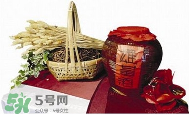 雄黃酒為什么可以驅(qū)蛇？雄黃酒哪里有賣(mài)