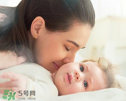夏天寶寶出生該準備什么？夏季待產(chǎn)包的特點