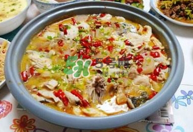 酸菜魚是酸性食物嗎？酸菜魚是酸性還是堿性？