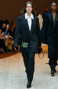 celine2017秋冬系列衣服怎么樣_好看嗎？