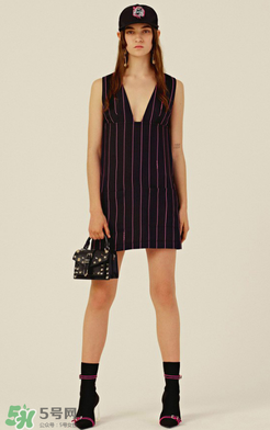 versus versace2018早春度假系列衣服款式有哪些_好看嗎？
