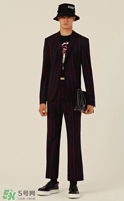 versus versace2018早春度假系列衣服款式有哪些_好看嗎？