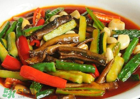 黃鱔可以和黃瓜一起吃嗎？黃瓜和黃鱔能同食嗎？