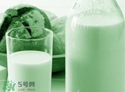 胃脹氣可以喝牛奶嗎？胃脹氣喝牛奶會怎樣？