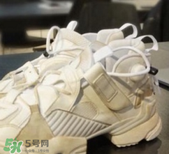 2018vetements reebok pump最新聯(lián)名運(yùn)動(dòng)鞋什么樣_好看嗎？