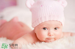 夏季寶寶體溫多少正常？夏季寶寶體溫會偏高嗎？