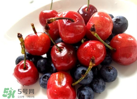 藍(lán)莓和櫻桃可以一起吃嗎？藍(lán)莓和櫻桃哪個好吃？