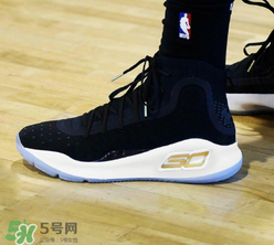 under armour curry4黑金怎么樣？庫里總決賽戰(zhàn)靴客場配色諜照曝光