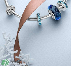 pandora繁星童話手鏈?zhǔn)鞘裁床馁|(zhì)？潘多拉繁星童話是銀的嗎？