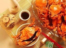 吃螃蟹可以喝牛奶嗎？吃螃蟹能喝酸奶嗎？
