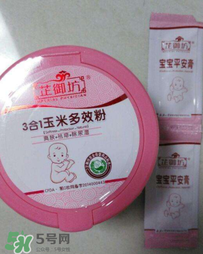 爽身粉可以擦臉上嗎？臉上可不可以涂爽身粉？