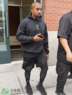 adidas yeezy 350 v2反轉(zhuǎn)奧利奧配色諜照曝光好看嗎？