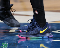 nike kd 10 be true彩虹配色實(shí)物怎么樣？杜蘭特10彩虹底照片曝光