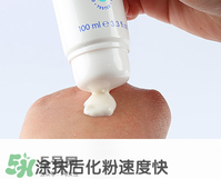 液體爽身粉怎么用？液體爽身粉與普通爽身粉用法一樣嗎？