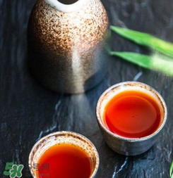 楊梅酒可以放蜂蜜嗎？蜂蜜楊梅酒怎么泡制？