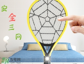 電蚊拍可以帶上飛機(jī)嗎？電蚊拍可以托運(yùn)嗎？